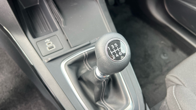 Ford Puma 1.0 EcoBoost Hybrid mHEV Titanium 5dr Petrol Hatchback - Image 13